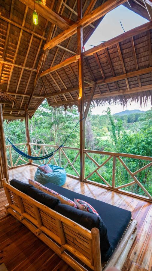Barya Lang Villa- Native Villa With Jeepney Room エルニド エクステリア 写真