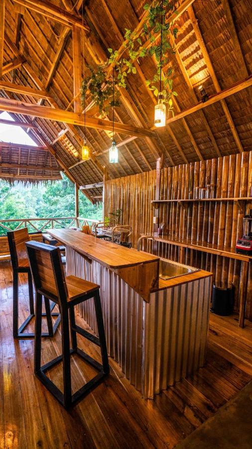 Barya Lang Villa- Native Villa With Jeepney Room エルニド エクステリア 写真
