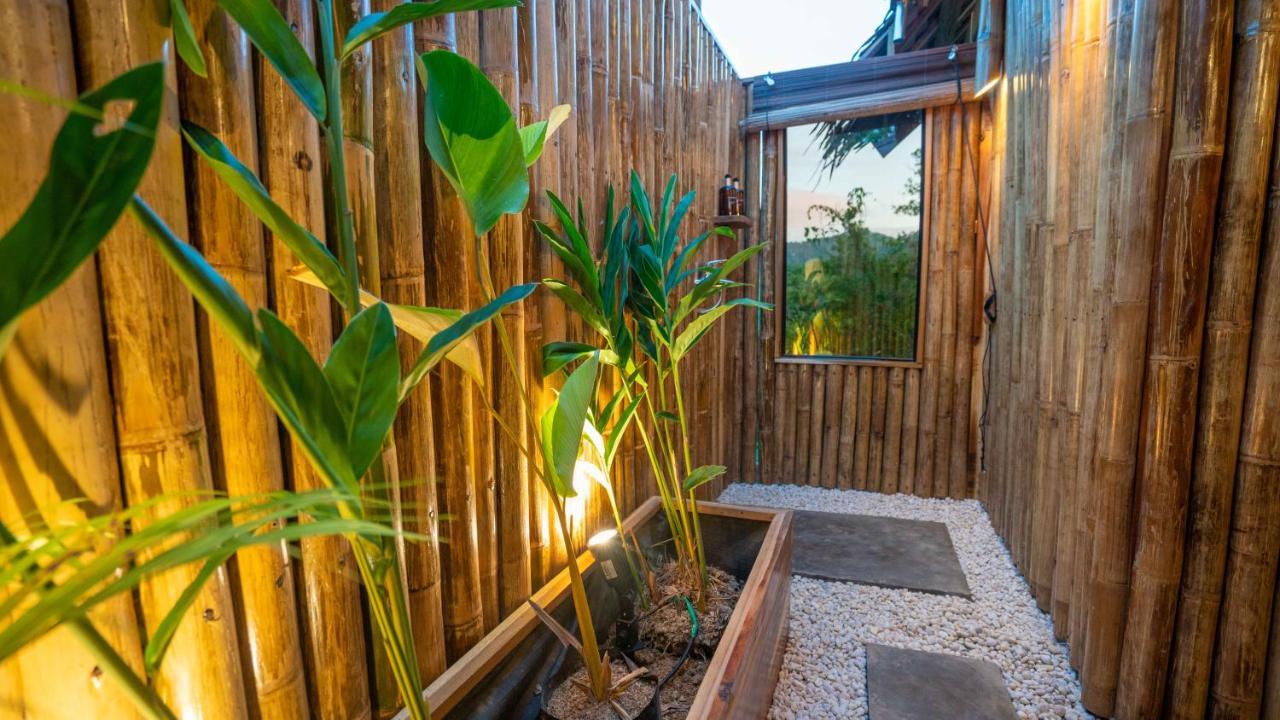 Barya Lang Villa- Native Villa With Jeepney Room エルニド エクステリア 写真